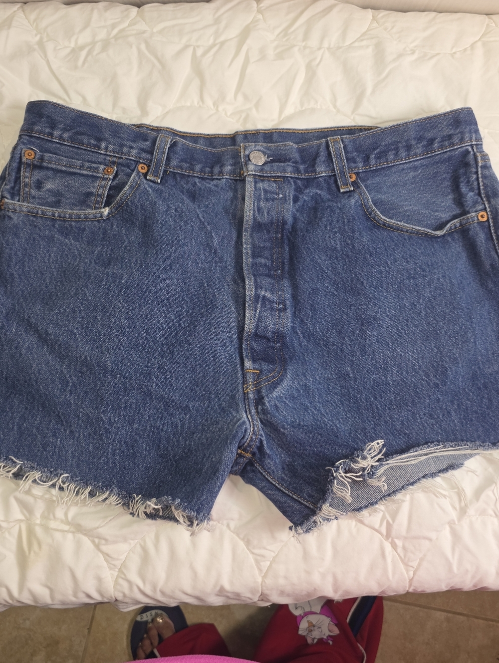 Levi’s 501 Women’s Oversized Cut Off Jean Shorts W40 Blue Denim Jorts
